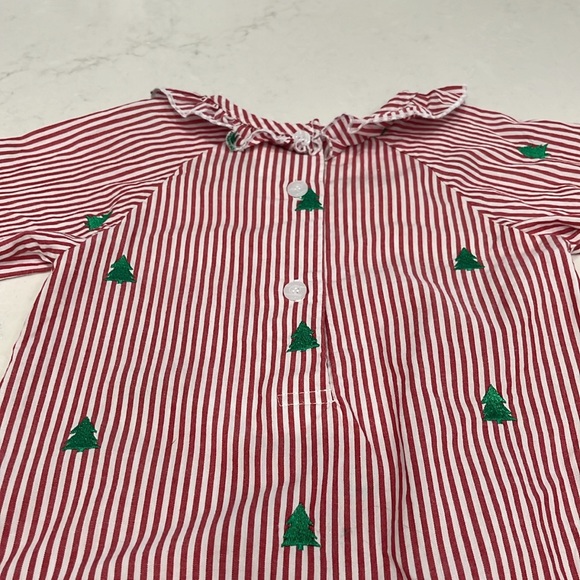 EUC DBA Girls 4T Red and White Seersucker with Christmas Trees Nightgown - Picture 8 of 8